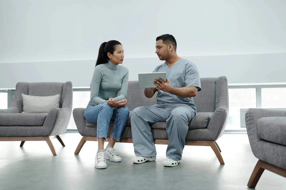 Is It Normal to Ask Your Employees About Their Personal Life? How to Show Genuine Concern While Maintaining Professionalism