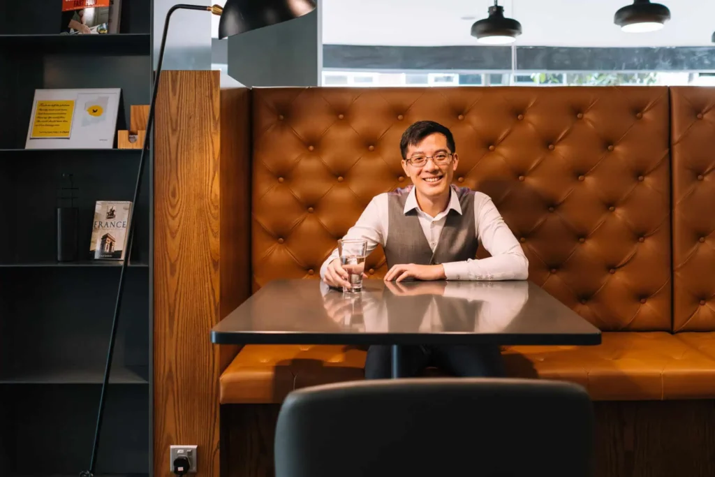 Lee McKing the Hypnotist profile